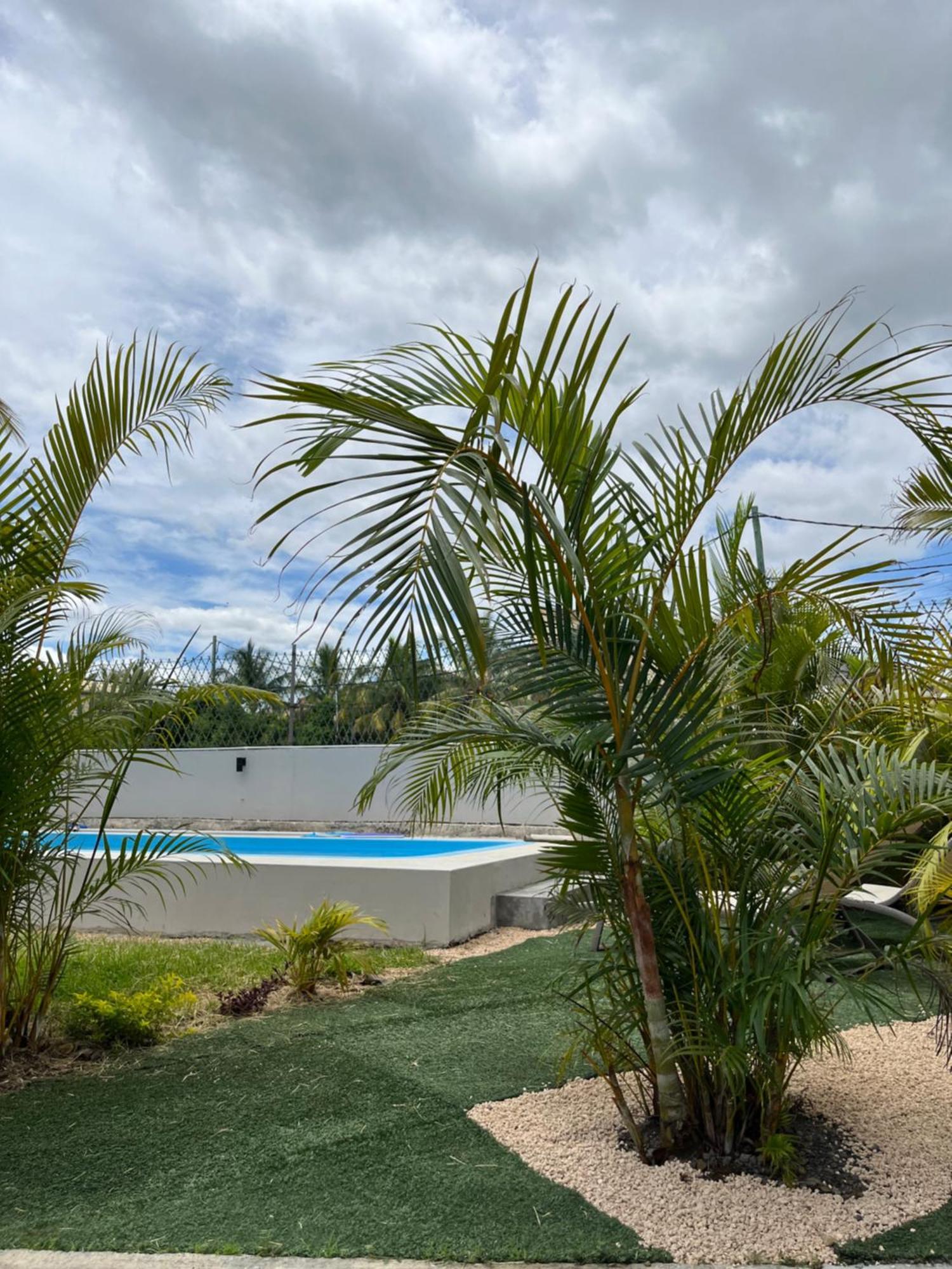 Cosy 2 Bedrooms Apts In Pereybere -Seasons Break Apartment Pereybere Beach Exteriör bild