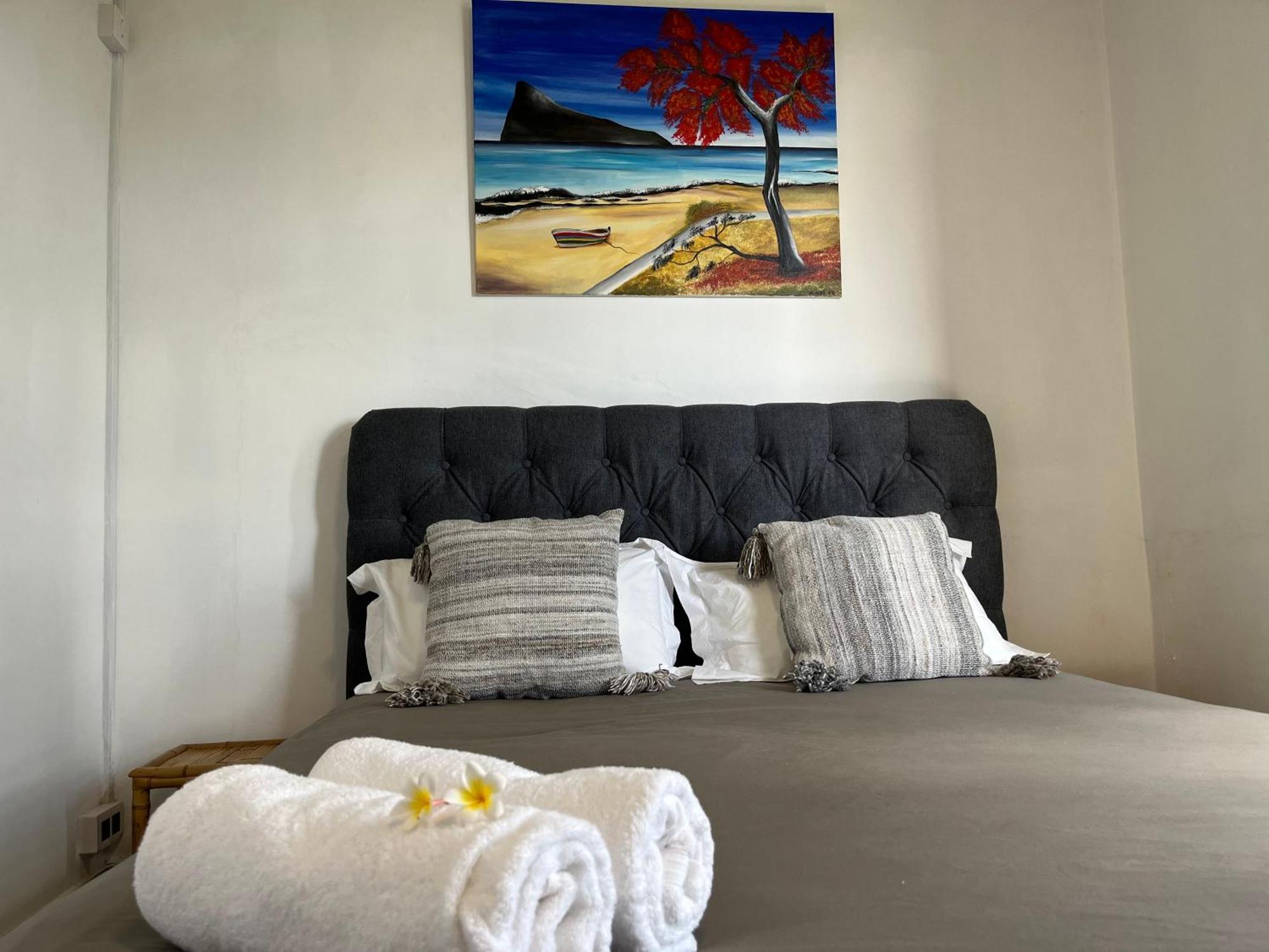 Cosy 2 Bedrooms Apts In Pereybere -Seasons Break Apartment Pereybere Beach Exteriör bild